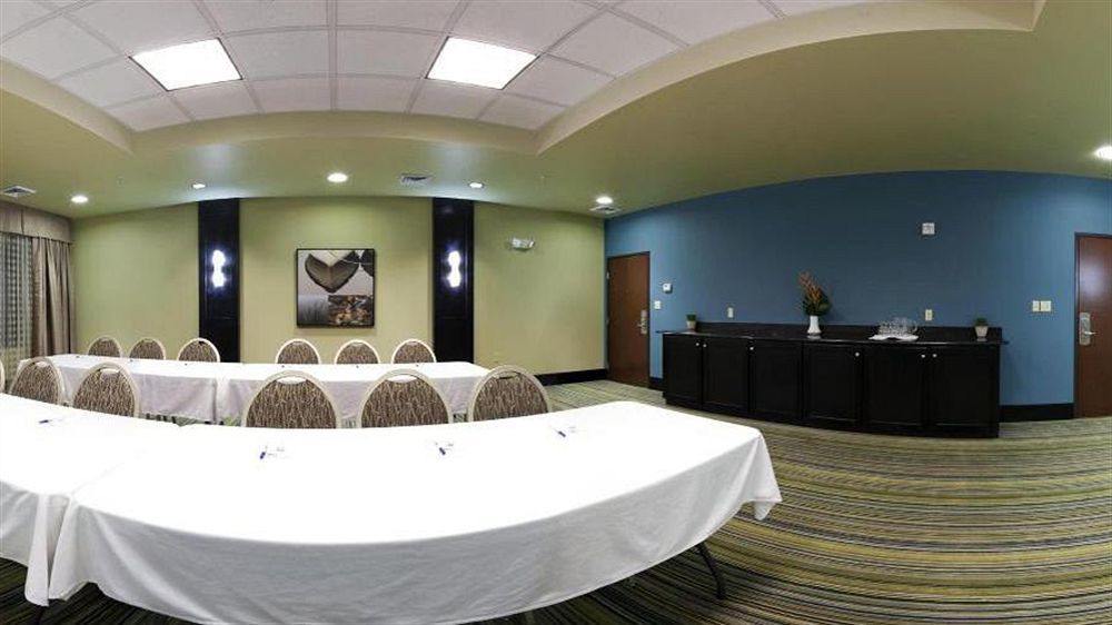 Holiday Inn Express Waycross Exterior foto